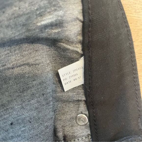 Vineyard Vines Black Coated Denim Zipper Skinny Jeans Size 2 - Picture 5 of 7